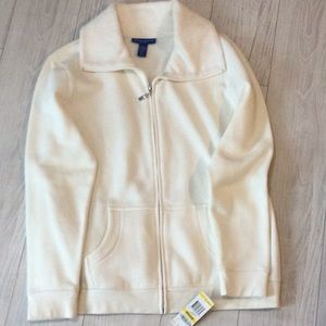 Karen Scott zip front sweatshirt with fur collar.